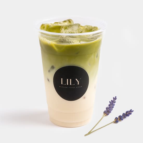 Matcha latté glacé lavande / Iced lavender matcha latte