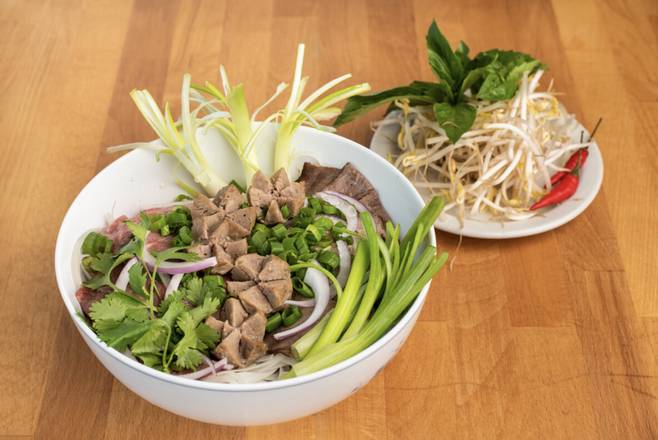 Deluxe Beef Pho