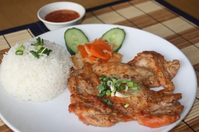 31 Lemongrass Chicken with Rice
