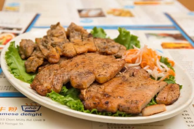 103 Lemongrass Chicken and Pork Chop