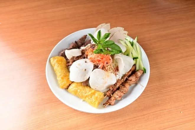 12 Assorted Appetizer Platter (Large)