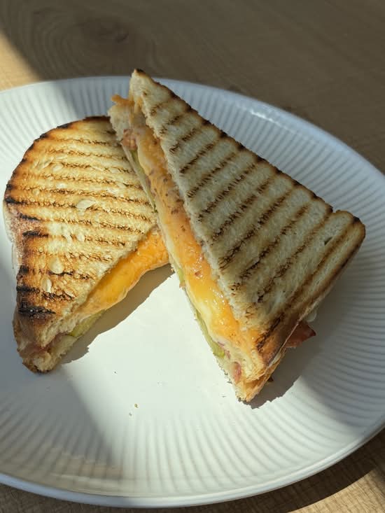The Grilled Cheese