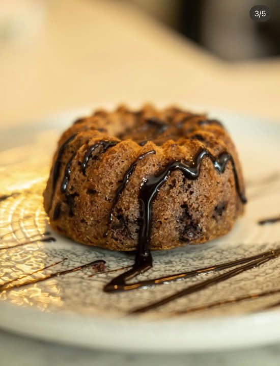 Chocolate Molten Lava Cake