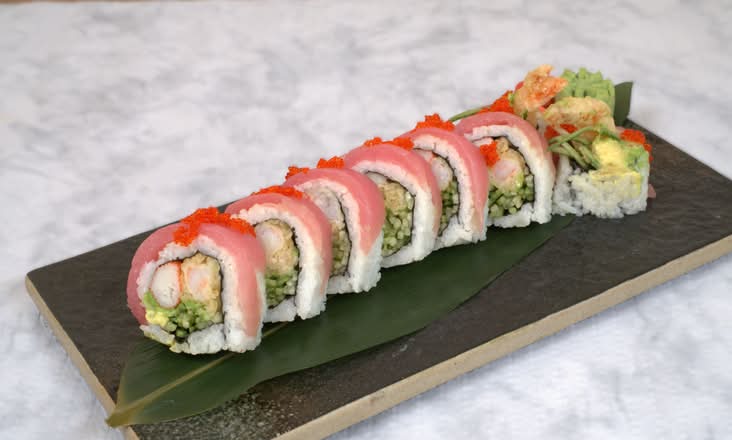 Red Dragon Roll (8)(Tuna)