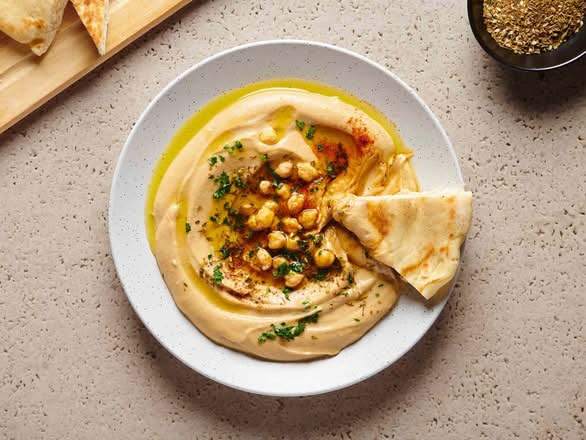 MEDITERRANEAN MEZZE HUMMUS