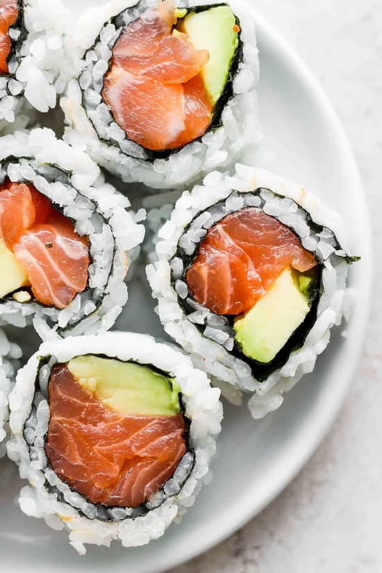 SAFFRON CROWN SALMON ROLL