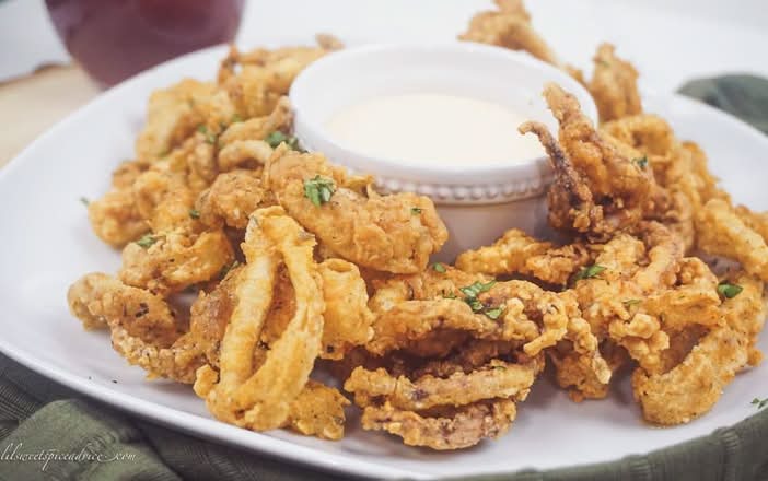 CRISPY CALAMARI MEDITERRANEO