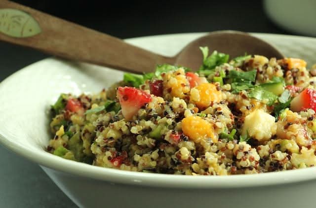 BRAISED BEEF QUINOA BOWL