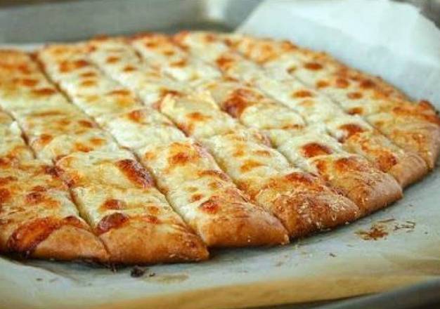 Pain à l'Ail (8 Mcx) / Garlic Bread (8 Pcs)