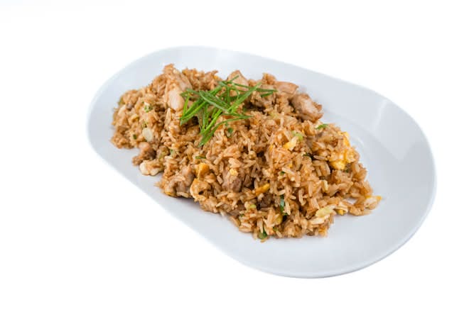 Peruvian Chicken Fried Rice (Arroz Chaufa de Pollo)