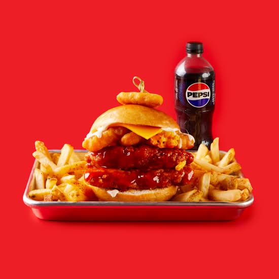 Mac 'n Cheese Tender Sandwich Combo