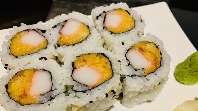 Crispy Spicy Crab Meat Roll