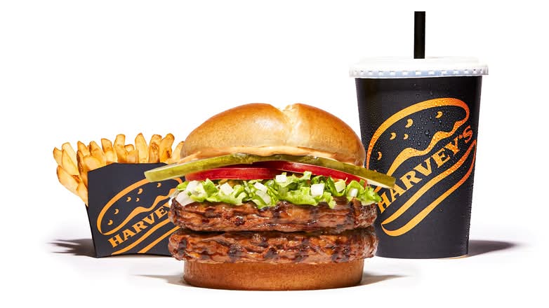 Double Angus Burger Combo 950-1350 cals