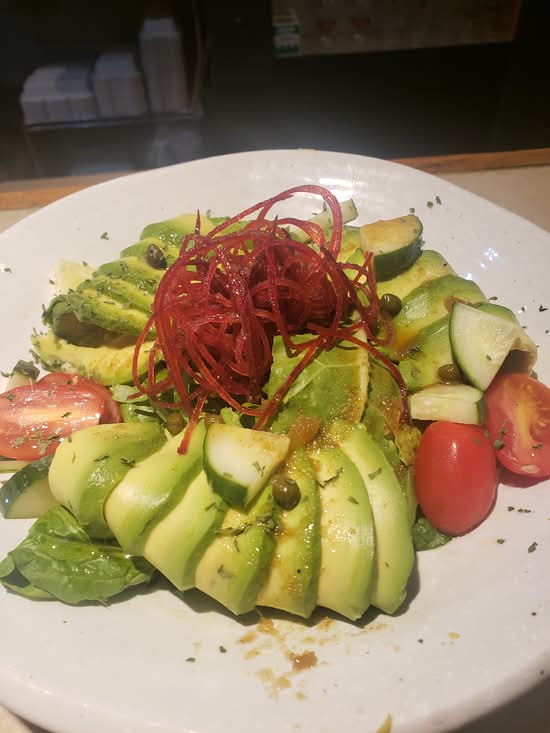 Avocado Green Salad