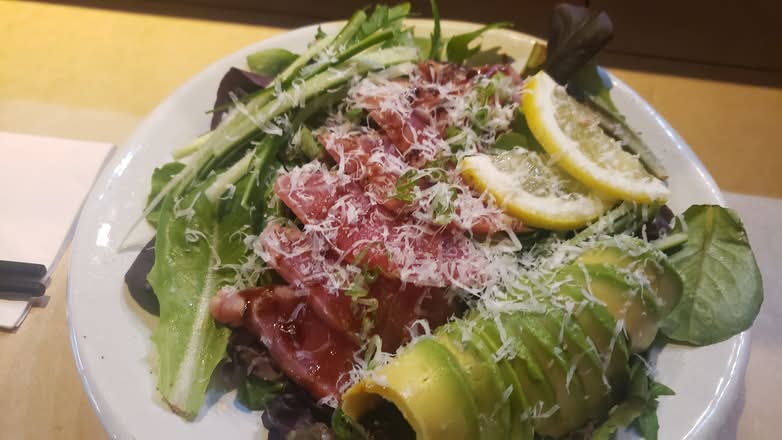 Tuna (Maguro) Tataki Salad