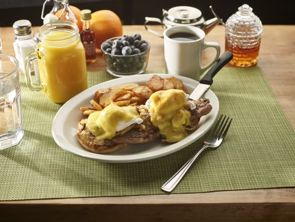 Steak Eggs Hollandaise