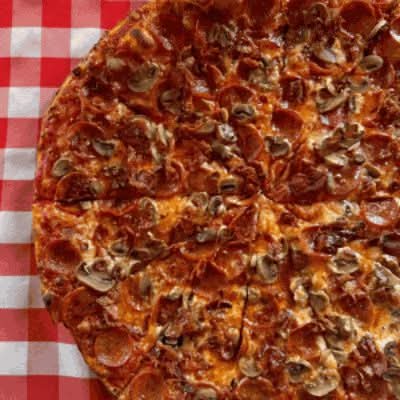 Small Canadian Pizza