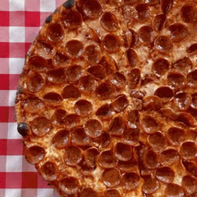 Large Pepperoni Pizza