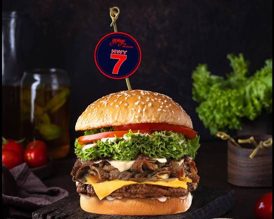 Hwy 7 & Yonge  (7.2 oz burger + philly steak)