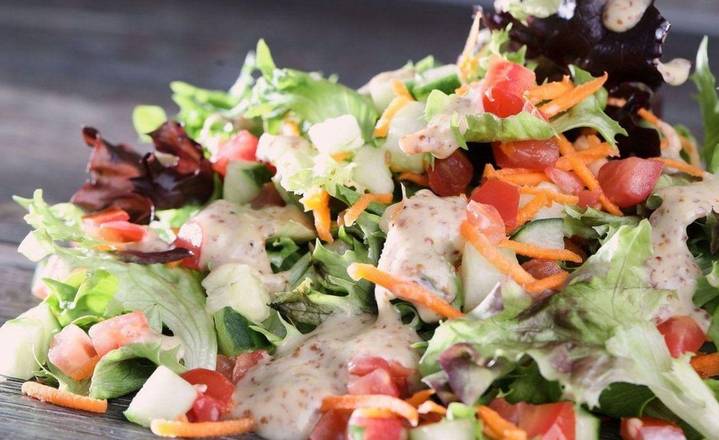 SMALL GREEN SALAD