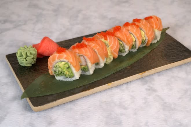 Red California Roll (8)