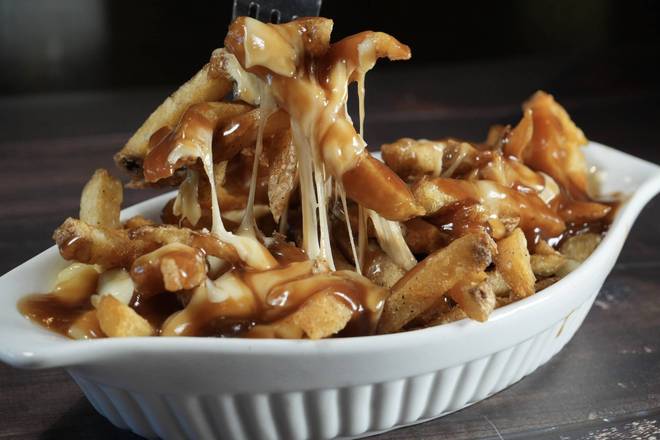 Classic Poutine