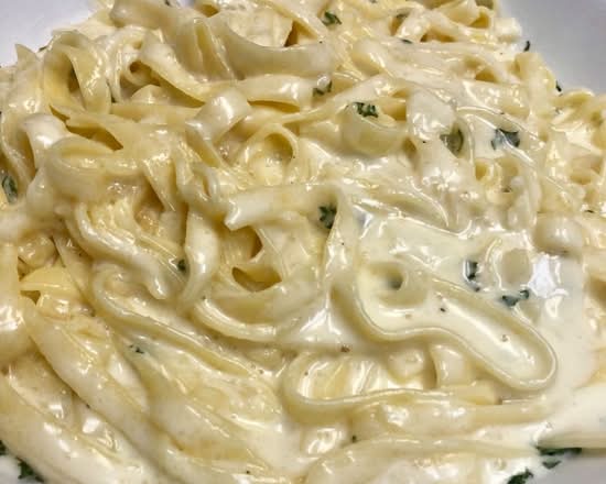 Fettuccine Alfredo
