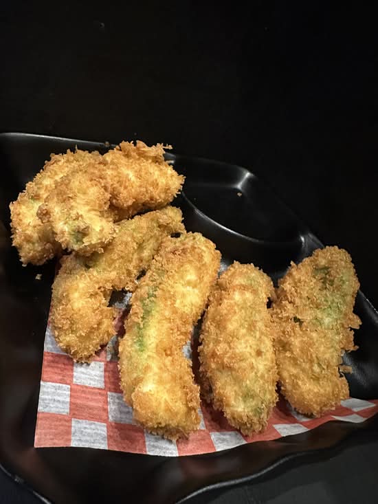 Avocado Tempura (6 pcs)