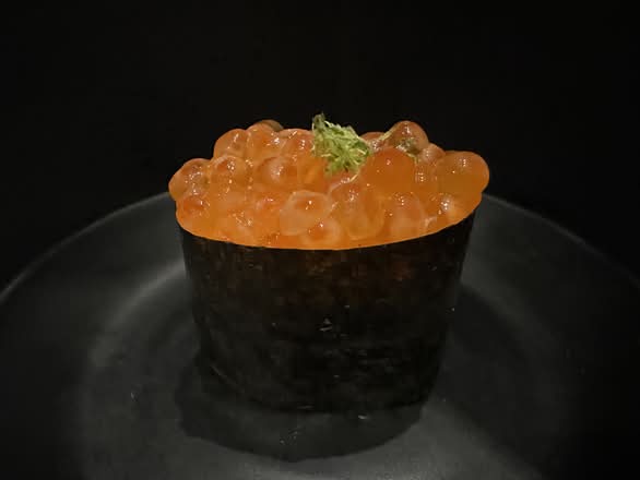 Ikura Nigiri