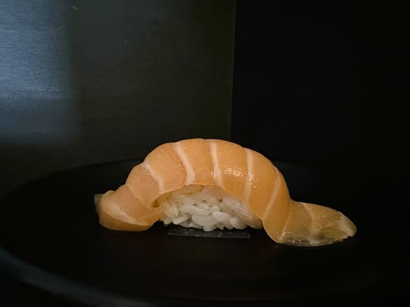 Salmon Nigiri