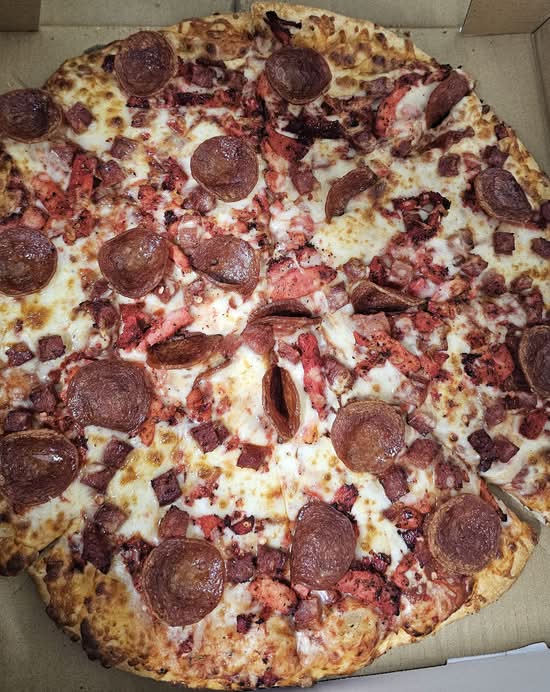 Meat Lover Chicken Pizza