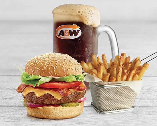 Combo Oncle Burger™ avec cheddar et bacon / Cheddar Bacon Uncle® Burger Combo
