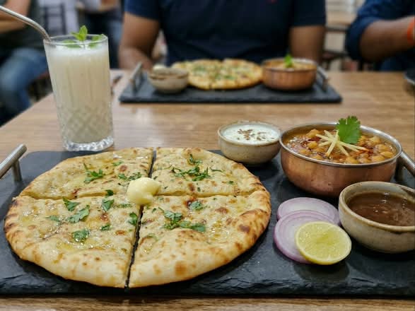 Amritsari Kulcha