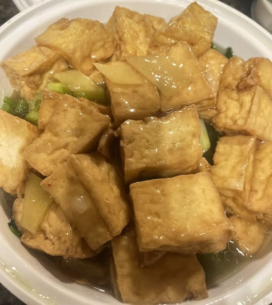 75.Fried Tofu with Spinach