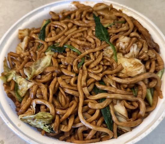 101.Shanghai Chow Mein with Shredded Pork