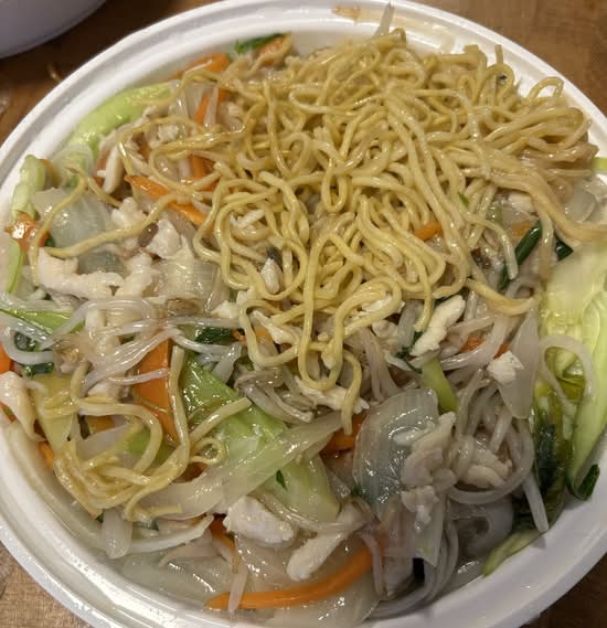 99.Shredded Chicken Chow Mein