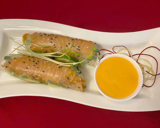 Rouleaux de printemps au saumon frais / Fresh Salmon Spring Rolls