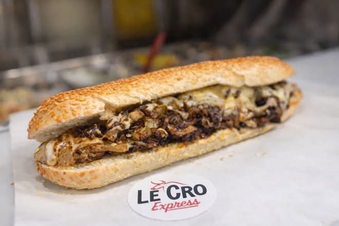 Sous‑marin Philly Steak Mozza