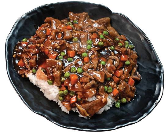 H5 Dés de Boeuf et Oeufs sur du riz blanc / Diced Beef and Eggs on steamed rice免治牛肉飯