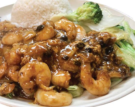 10 Combo Crevettes avec Sauce d’Homards / Shrimps with Lobster Sauce Combo 蝦龍料
