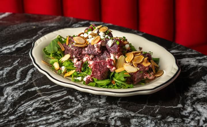 BEET & GOAT CHEESE SALAD