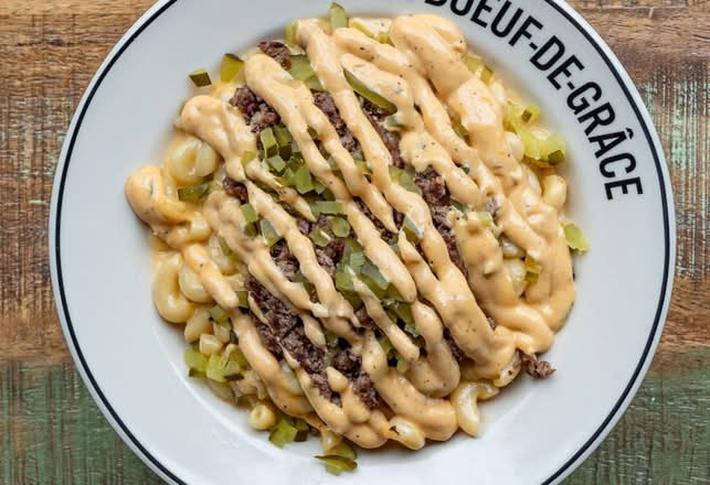 CHEESEBURGER MAC & CHEESE