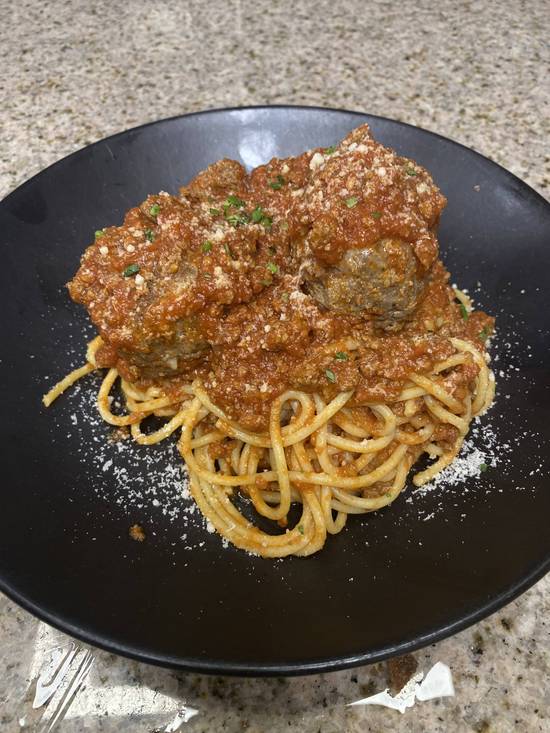 Spaghetti & Meatballs