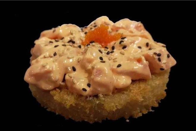 Spicy Salmon Sushi Pizza