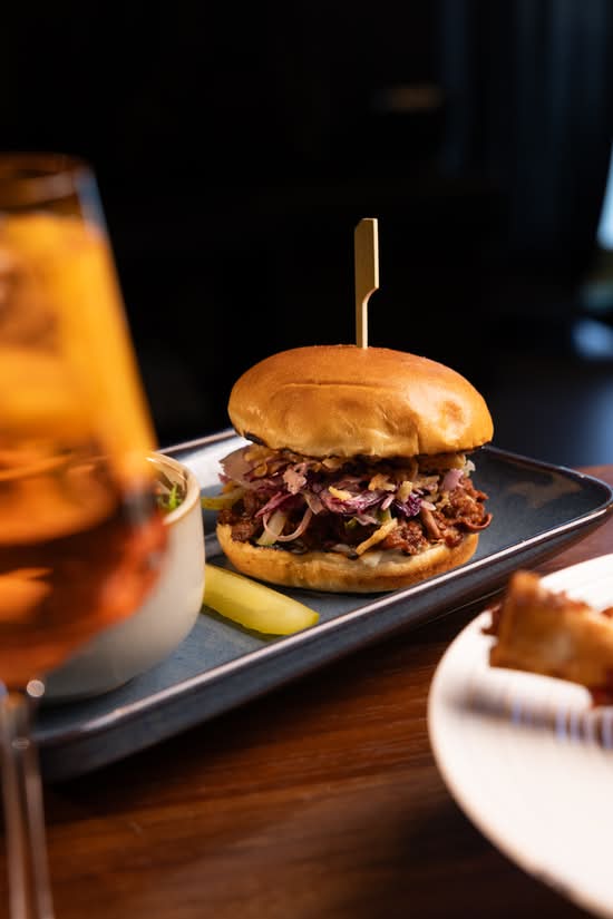 Jackfruit BBQ Burger