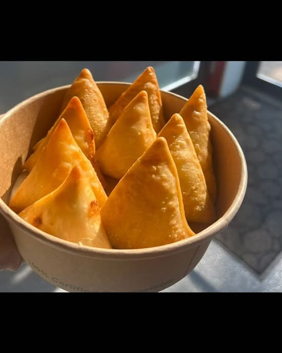 Butter Chicken Samosa Bites (12pcs)