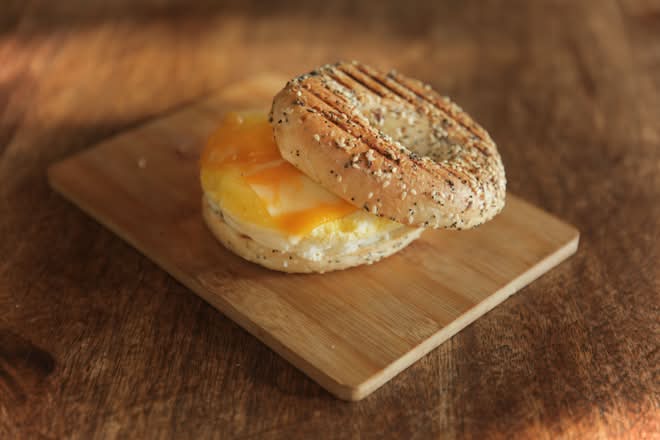 Bagel Egg & Cheese