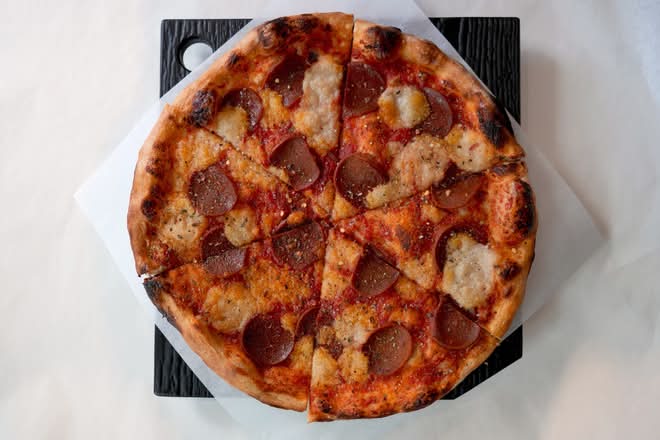 11" Classic Pepperoni Pizza