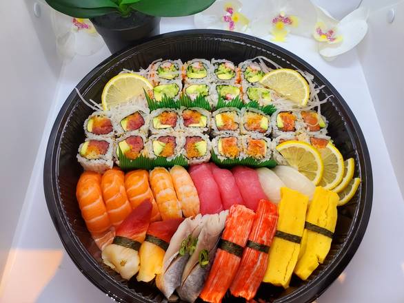 Assorted Sushi and Maki C (42 pcs)