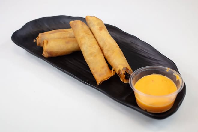 Spring Rolls - 4 Pcs